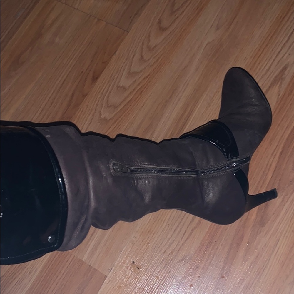 Leather boots - Picture 2 of 2